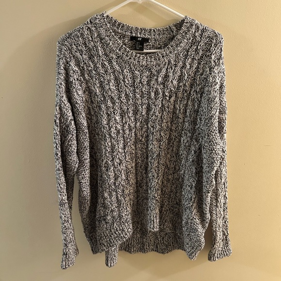 H&M Sweaters - H&M sweater